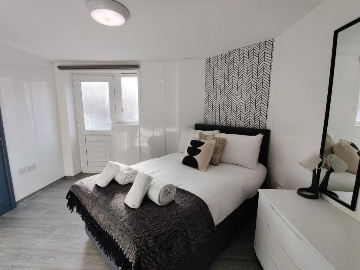 Double Ensuite Rooms Swansea Exterior foto