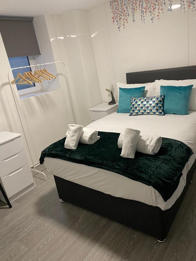 Double Ensuite Rooms Swansea Exterior foto
